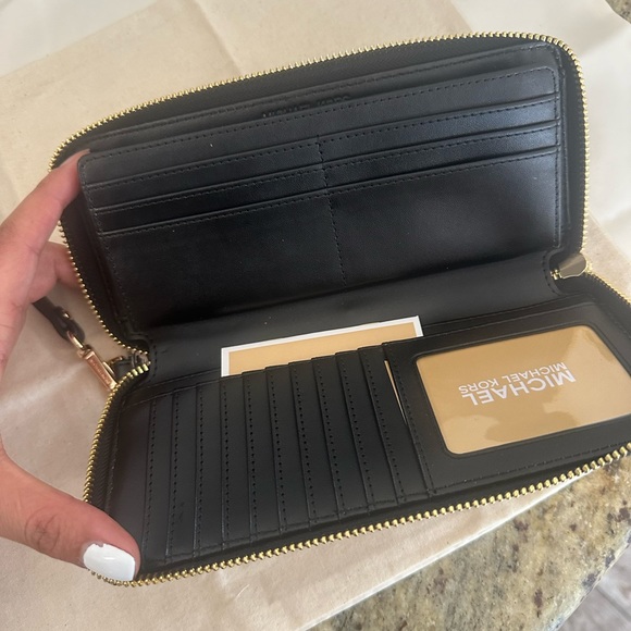 New MICHAEL MICHAEL KORS Large Logo Continental black / ivory - Picture 7 of 8